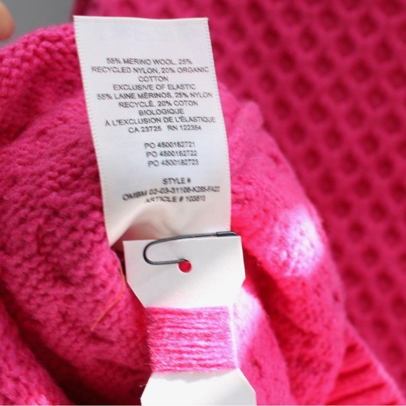 Sunday Best Aritzia Pink Merino Wool Blend
Peggy Comfy Sweater Size Medium - Picture 6 of 8